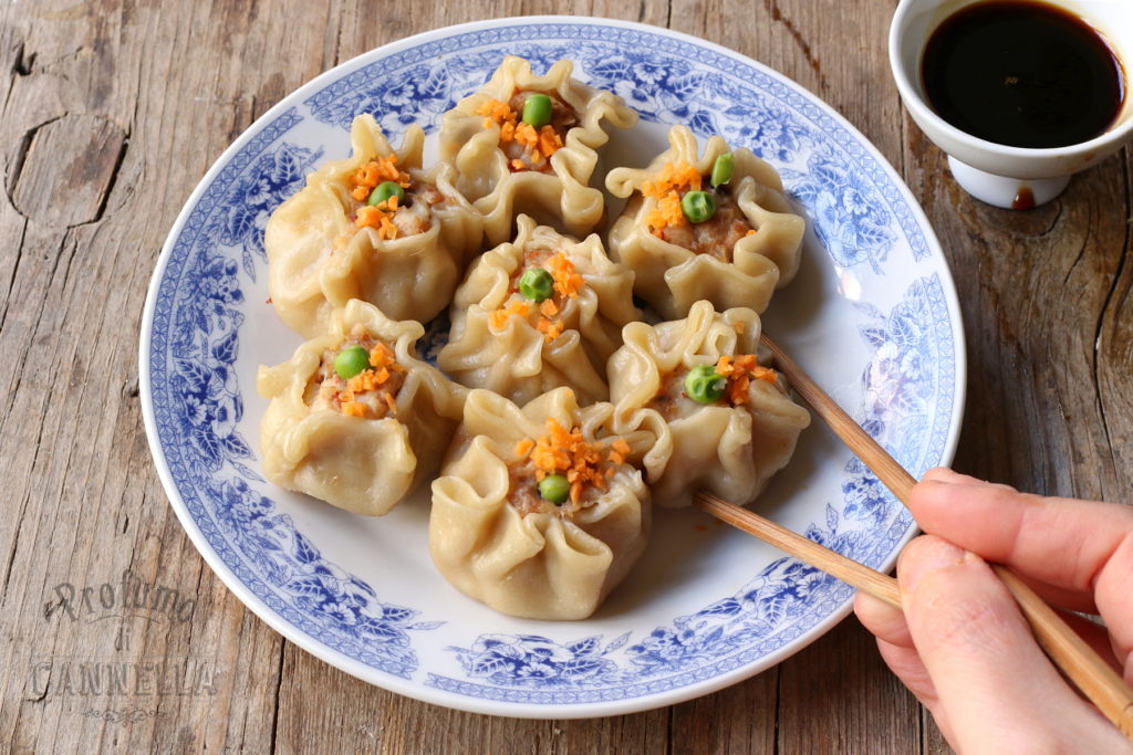 Ravioli di gamberi al vapore - Xiao mai o Shao mai ...